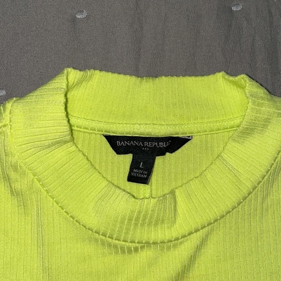 Banana Republic Women Short Sleeves Shirt Size L - Picture 2 of 2